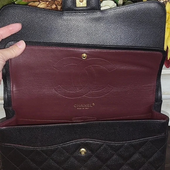 Chanel Jumbo Flap - Picture 10 of 15